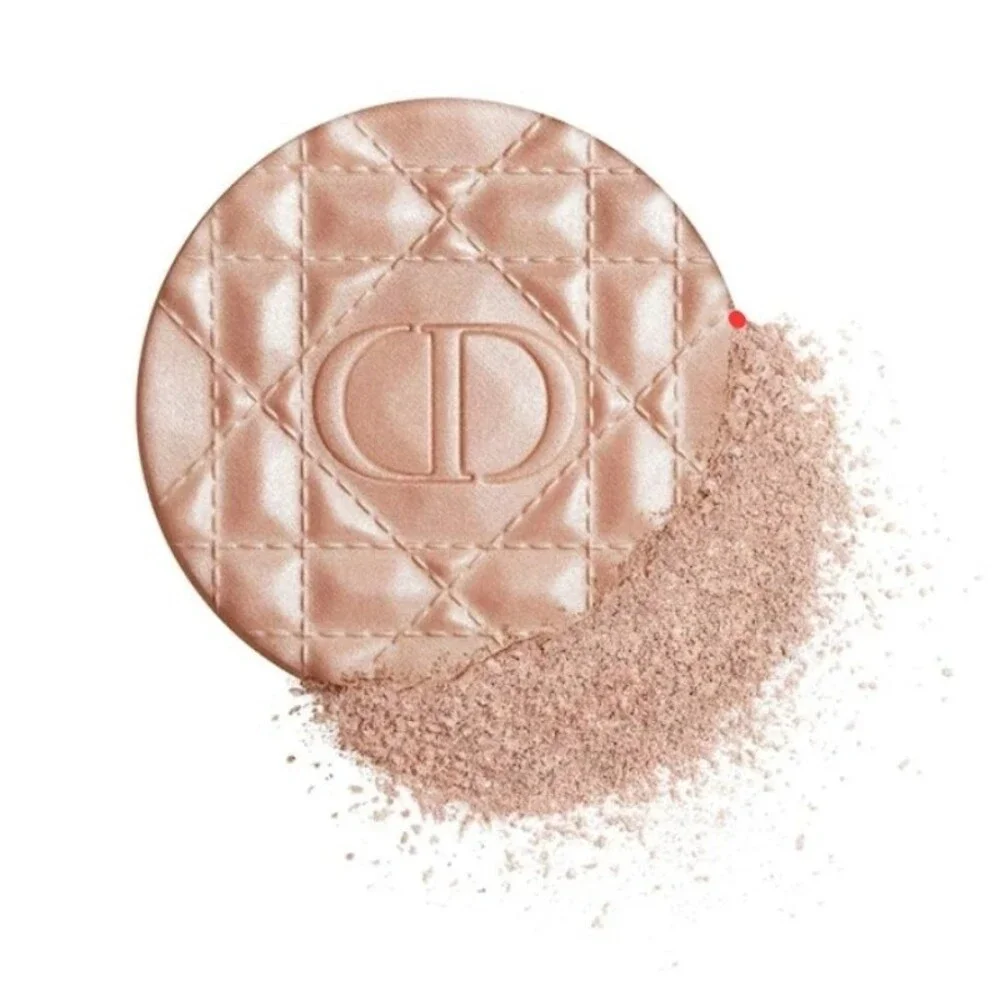 Dior Forever Glow Luminizer highlighter powder in shade 02 Gold Halo.
